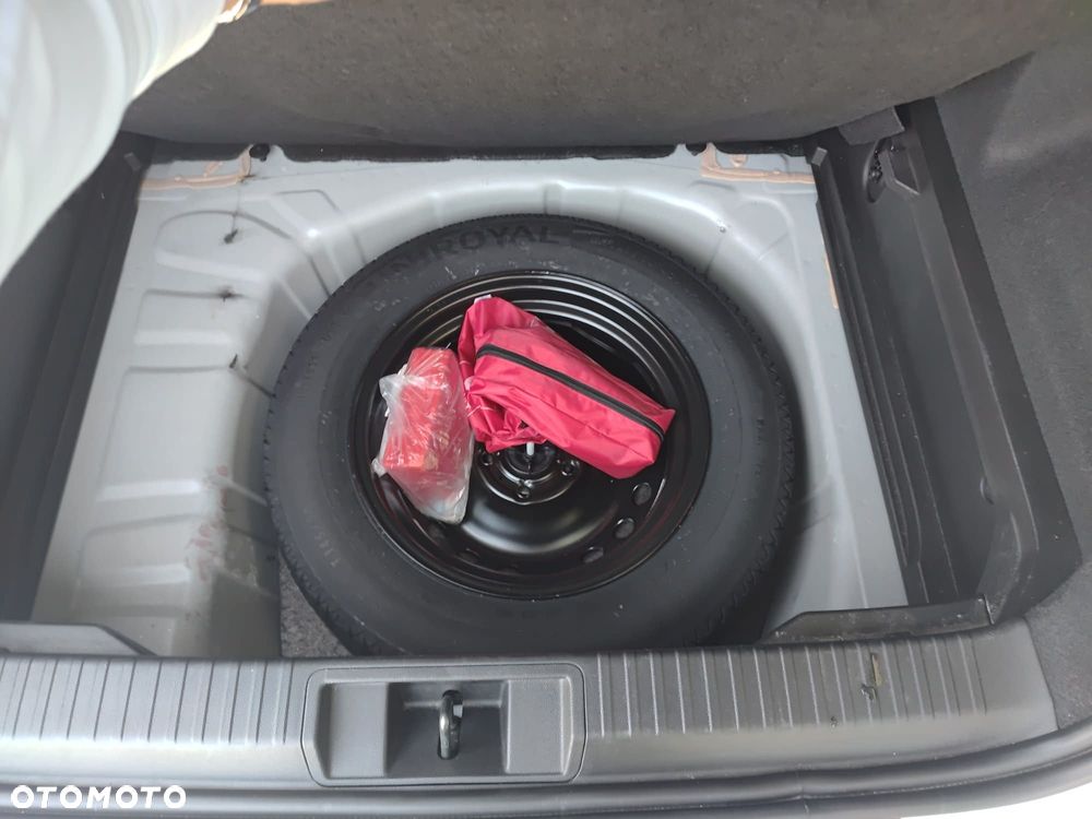 Renault Captur 1.3 TCe mHEV Techno - 14