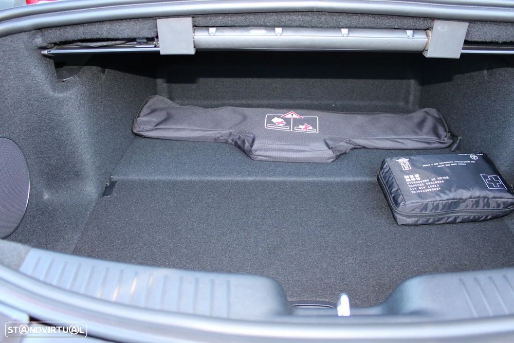 Mercedes-Benz SL 63 AMG 4Matic+ - 11