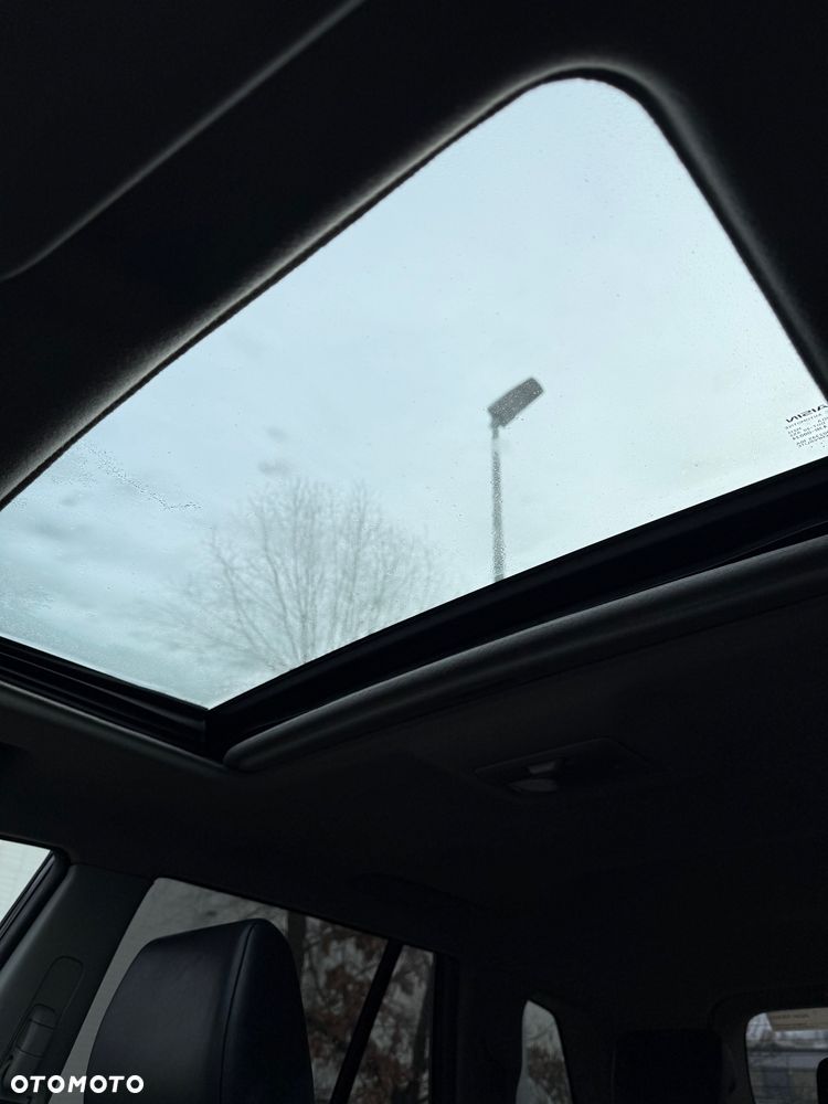 Suzuki Grand Vitara 2.0 De luxe - 23