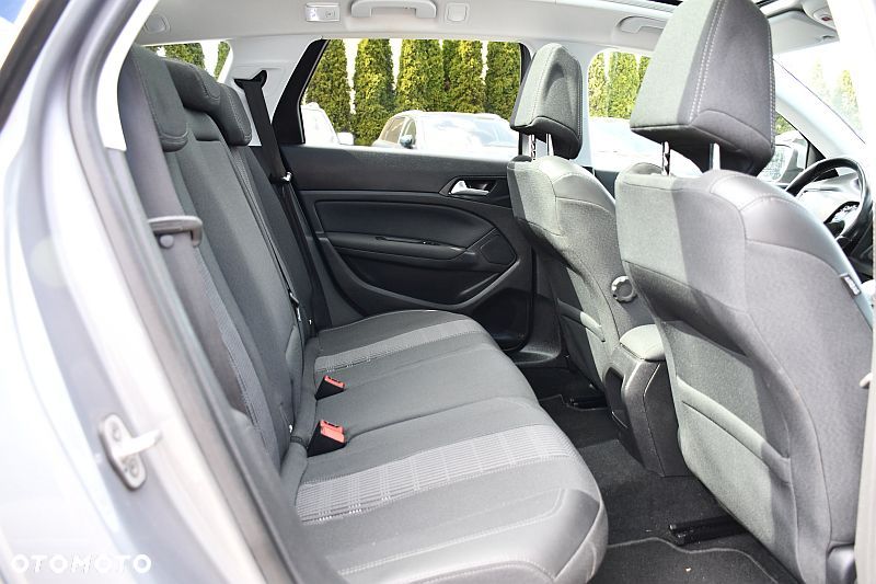 Peugeot 308 BlueHDi FAP 120 Stop & Start Allure - 23