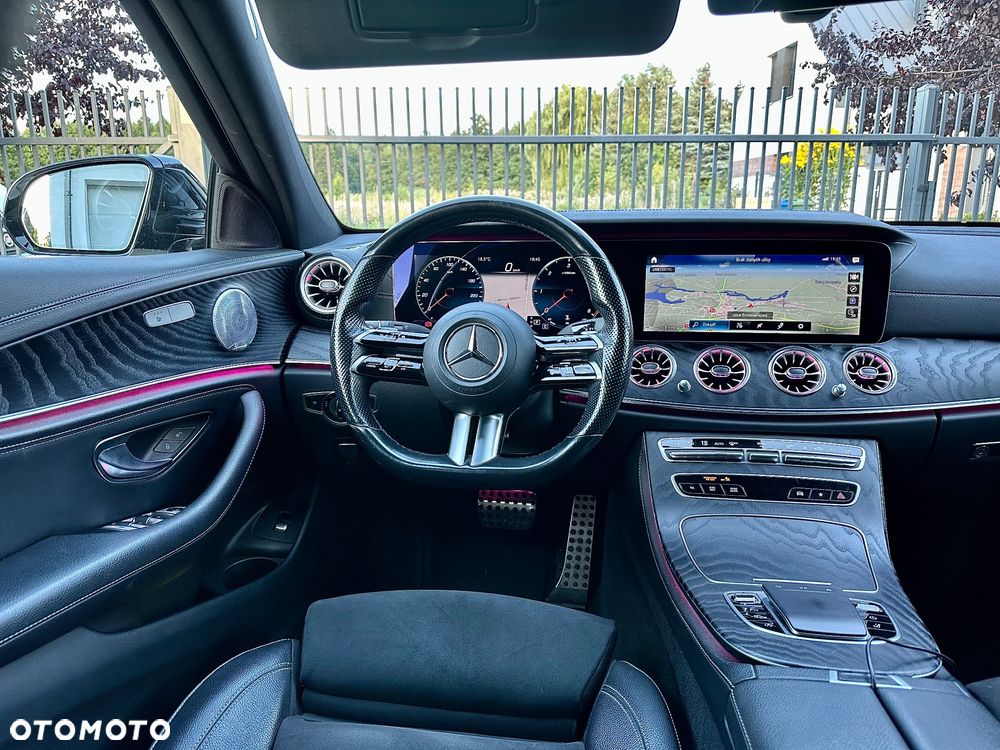 Mercedes-Benz Klasa E 220 d 9G-TRONIC AMG Line - 23
