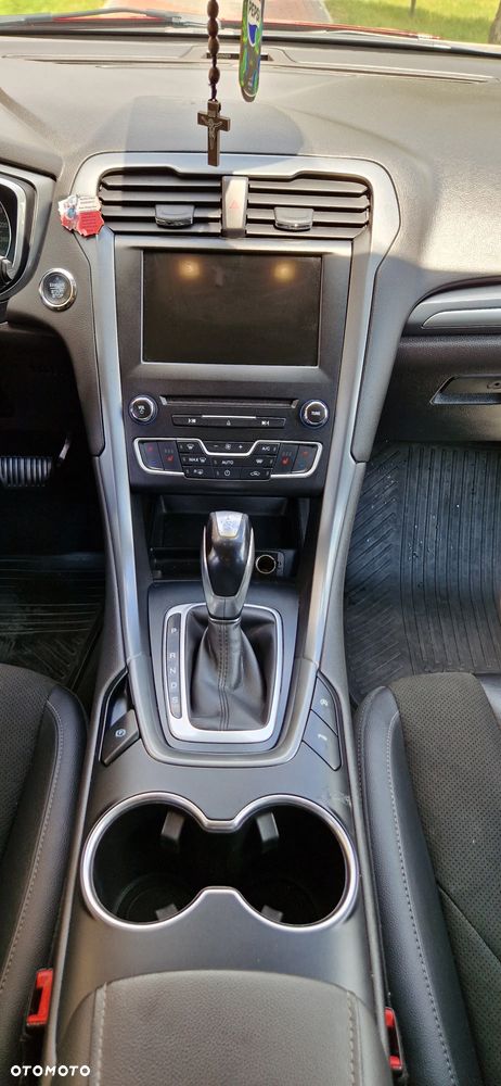Ford Mondeo 2.0 TDCi Titanium PowerShift - 11