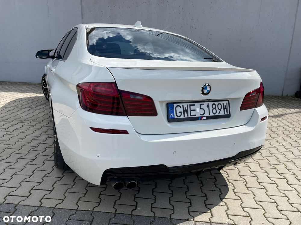 BMW Seria 5 528i - 13