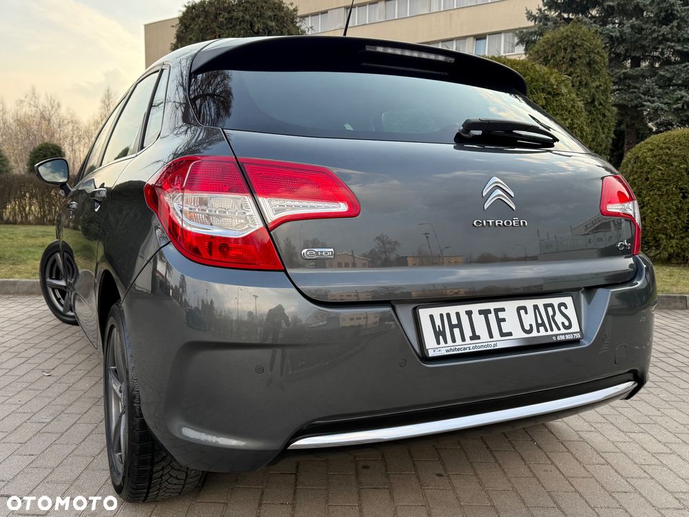 Citroën C4 e-HDi 115 Exclusive - 36