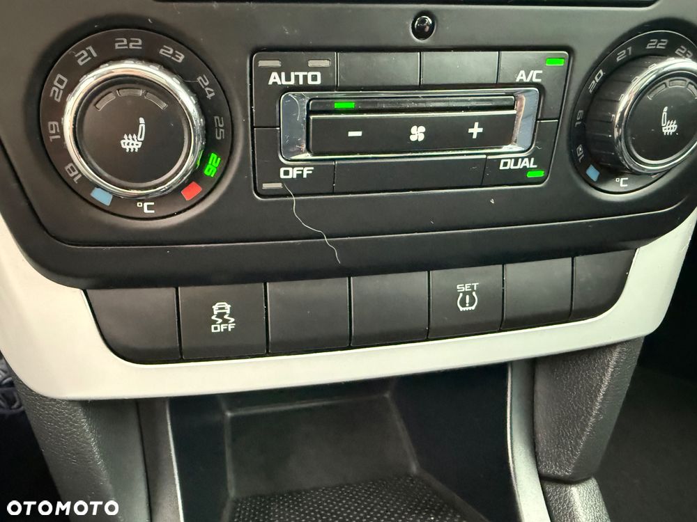 Skoda Yeti 2.0 TDI DPF Elegance - 12