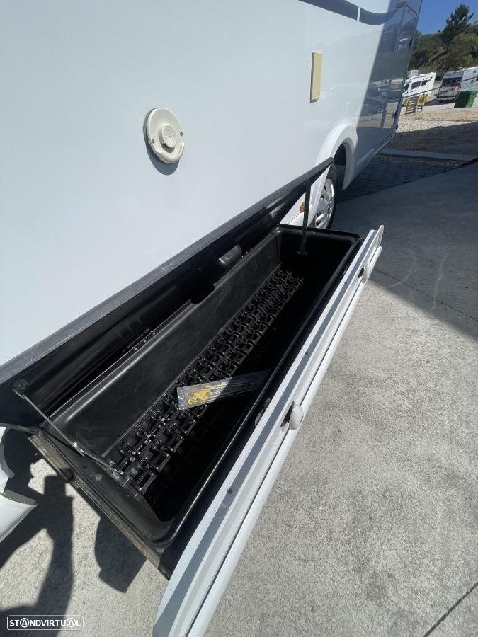 Pilote Galaxy G 740 cama central e basculante - 39