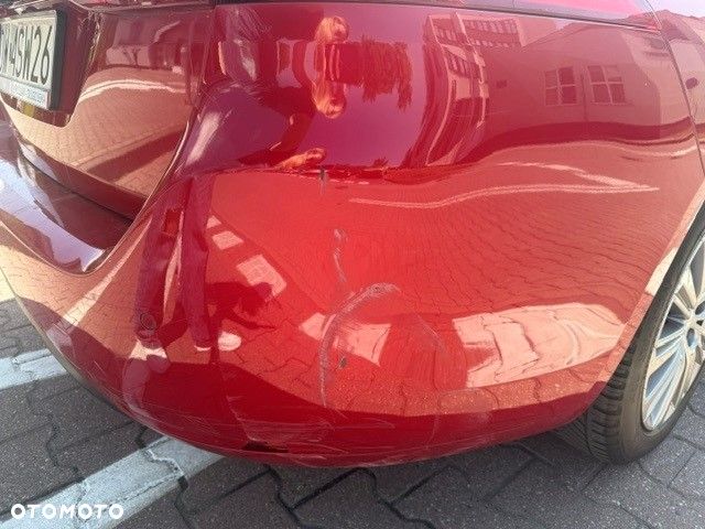 Peugeot 308 1.5 BlueHDi Allure S&S - 17