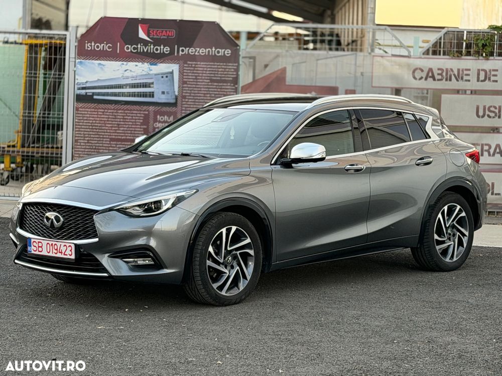 Infiniti Q30 1.5d Premium Tech - 11