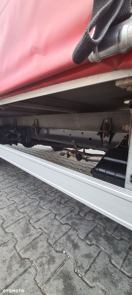 Iveco Daily Salon Pl. 10 EU palet 2 x firana - 25