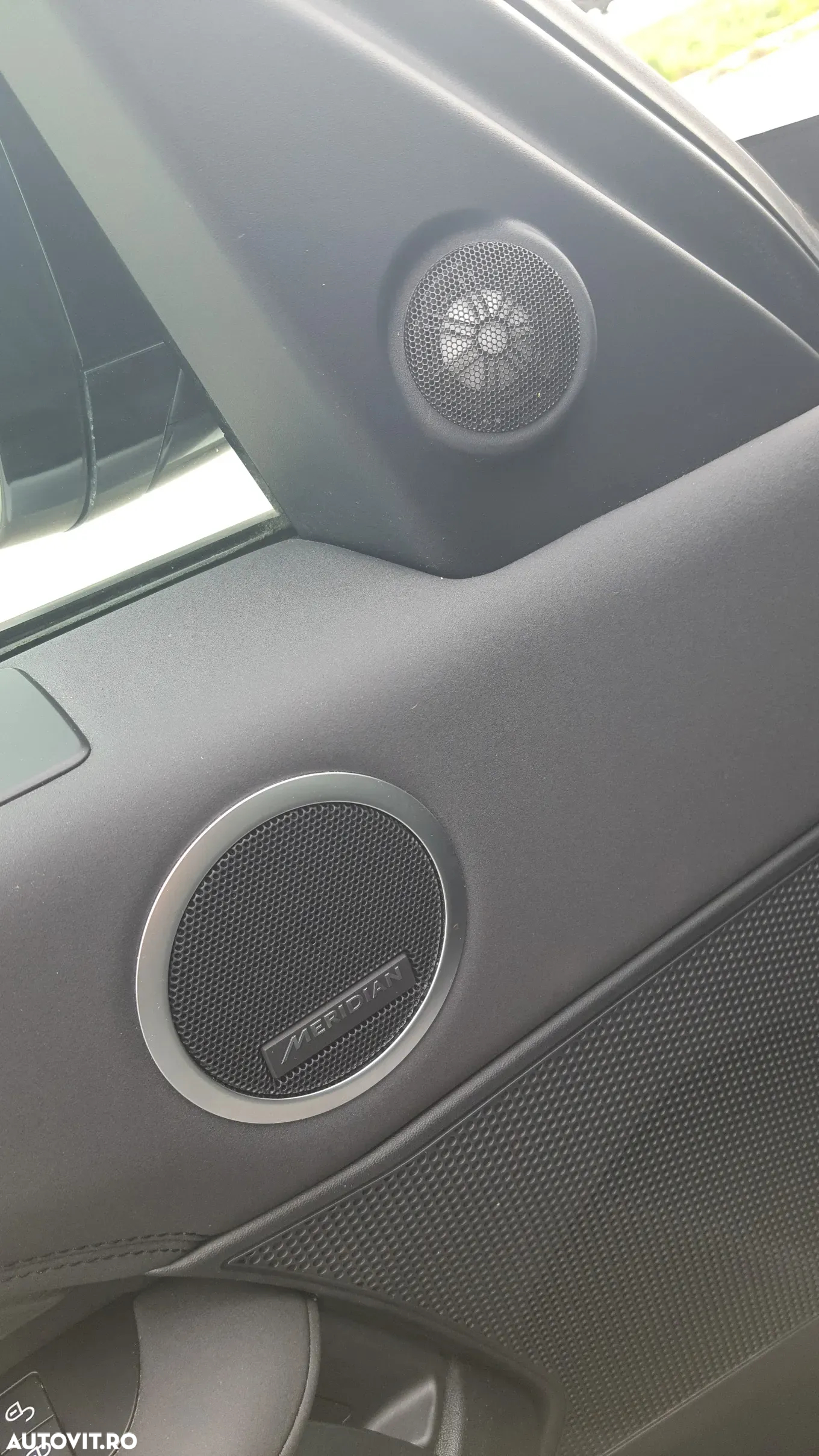Land Rover Discovery - 28