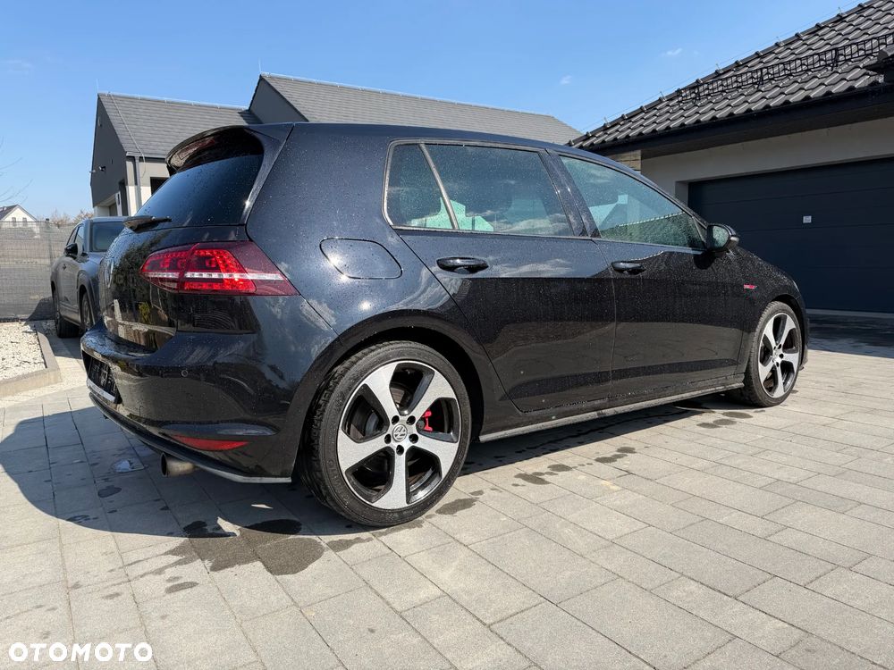 Volkswagen Golf GTI BlueMotion Technology - 8