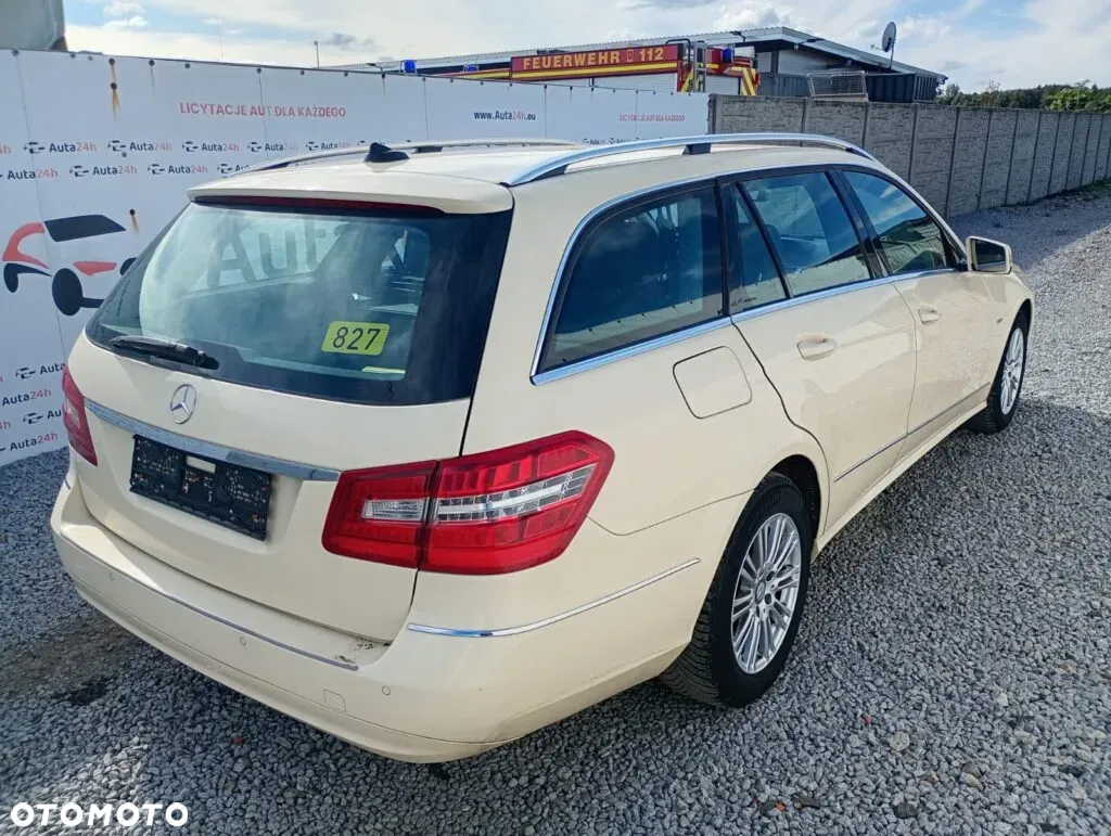 Mercedes-Benz Klasa E 200 BlueTEC 7G-TRONIC Elegance - 8