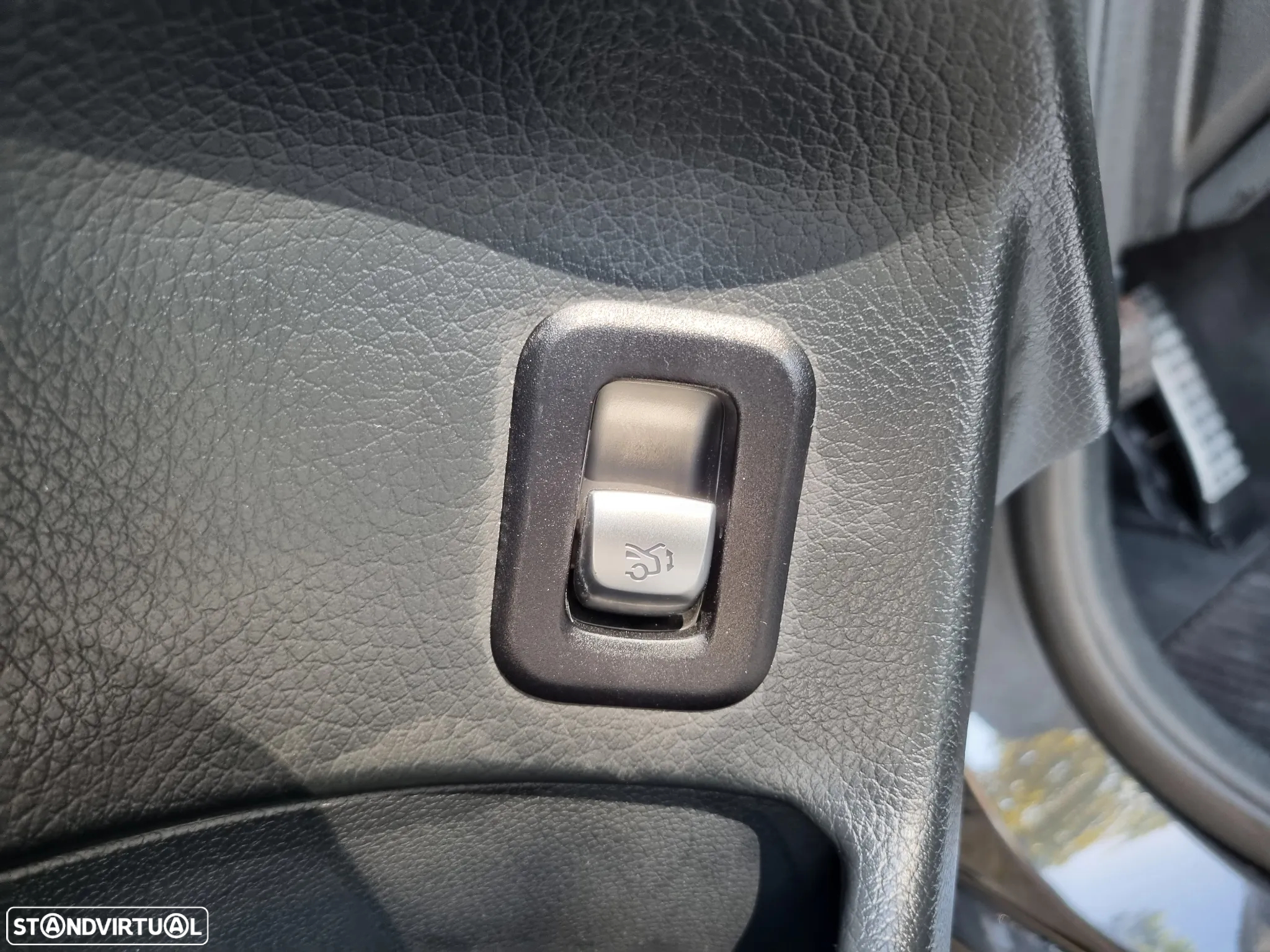 Mercedes-Benz GLC 300 de 4Matic - 32