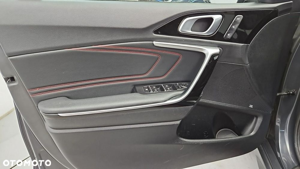Kia ProCeed 1.6 T-GDI GT DCT - 10
