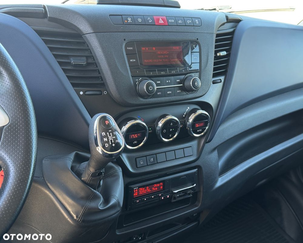 Iveco Daily‼️72C18‼️2021r 3.0 HI-MATIC Chłodnia/Mroźnia zakres -32C/+22C THERMO KING V-500 MAX Źródło Zasilania 400V Grube Ściany/Podłoga Przegroda komorowa‼️ Full LED na bliźniaku Salon Polska DMC7200kg - 25
