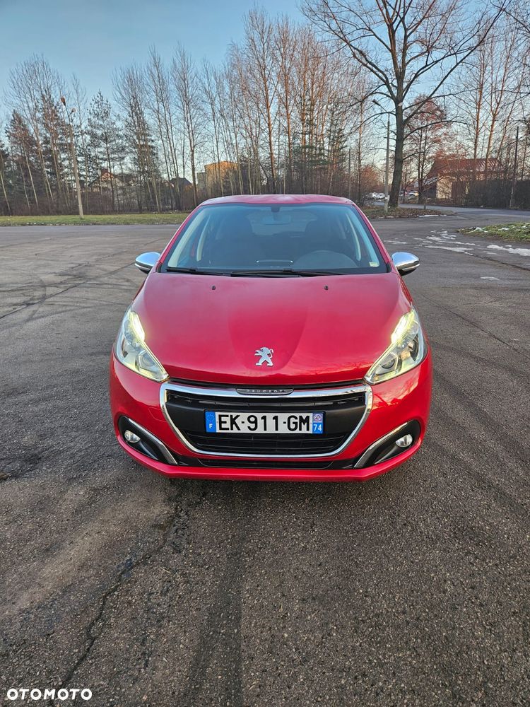 Peugeot 208 PureTech 82 Start & Stop Allure - 2