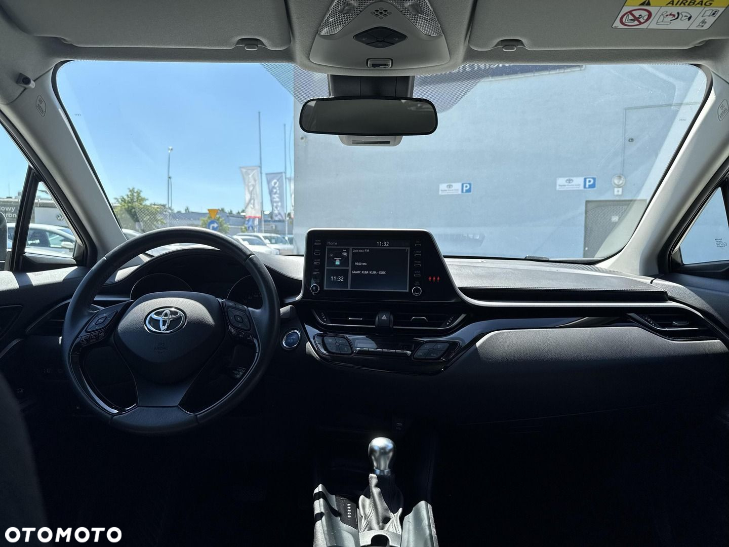 Toyota C-HR - 11