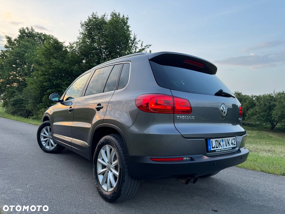 Volkswagen Tiguan 2.0 TDI DPF 4Motion BlueMotion Technology DSG Lounge Sport & Style - 14