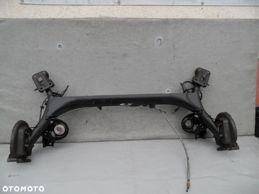 OŚ TYLNA BELKA TYŁ CITROEN C4 II 308 - 1