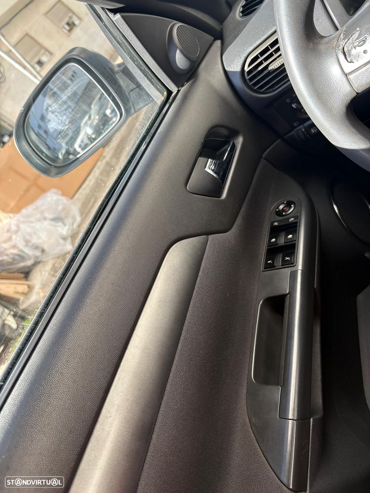 Opel Tigra TwinTop 1.4 - 13