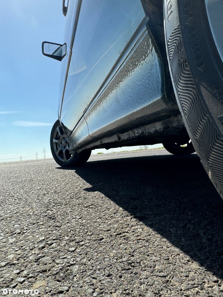 Volkswagen Golf - 29