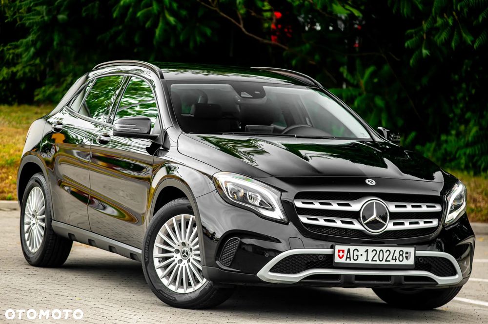 Mercedes-Benz GLA 250 4Matic 7G-DCT Activity Edition - 1