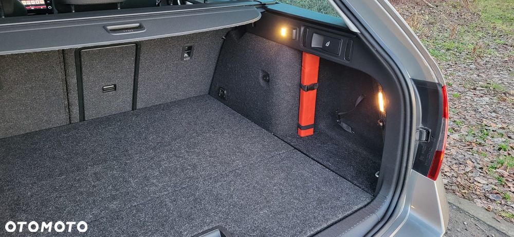 Skoda Octavia 2.0 TDI DSG Style - 22