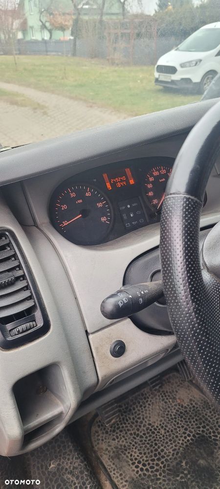 Renault TRAFIC 2 - 21