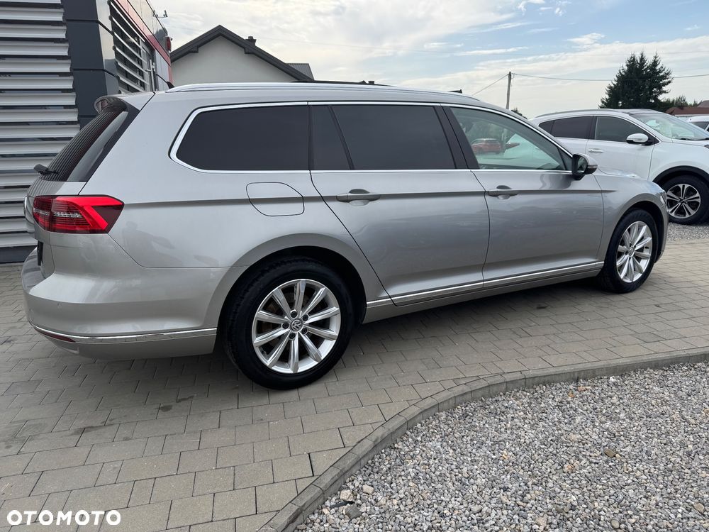 Volkswagen Passat Variant 2.0 TDI (BlueMotion Technology) Highline - 8