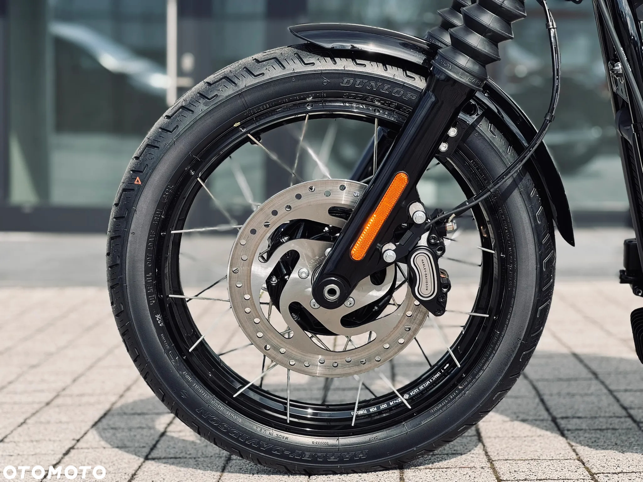 Harley-Davidson Softail Street Bob - 19