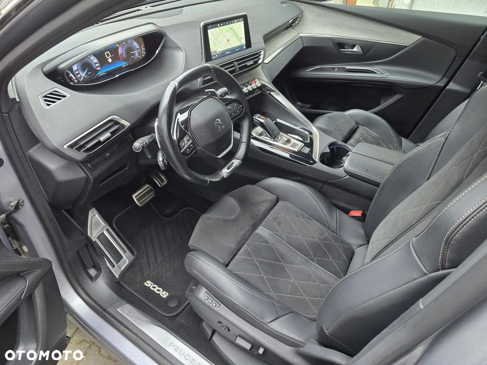 Peugeot 5008 2.0 BlueHDi GT Pack S&S EAT8 - 11