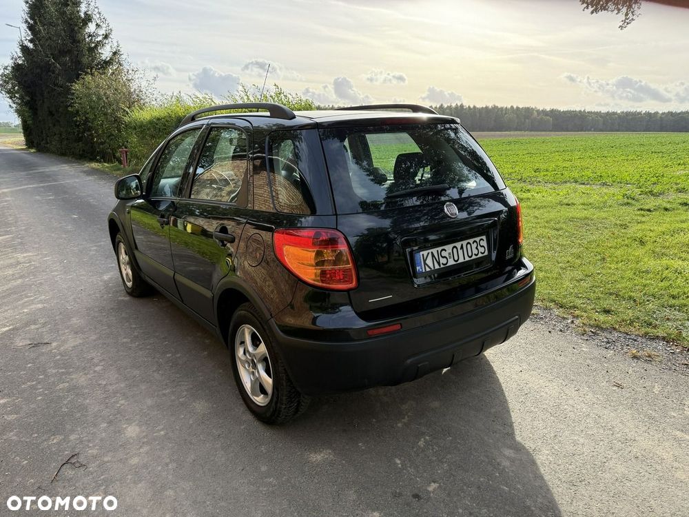 Suzuki SX4 - 7