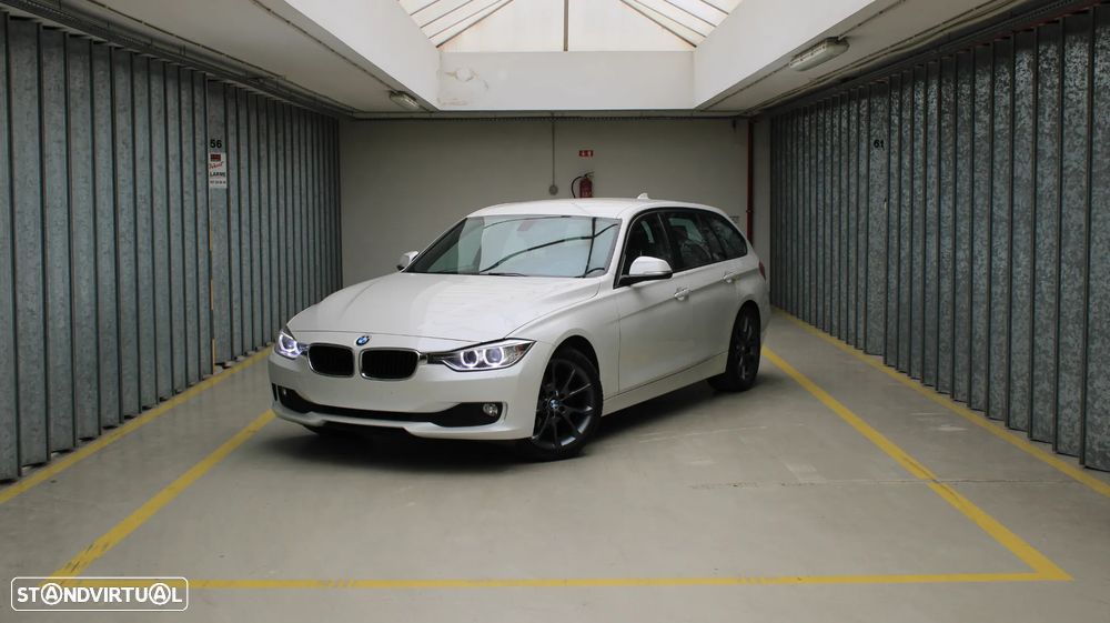 BMW 320 d Sport-Aut. Luxury Line - 31