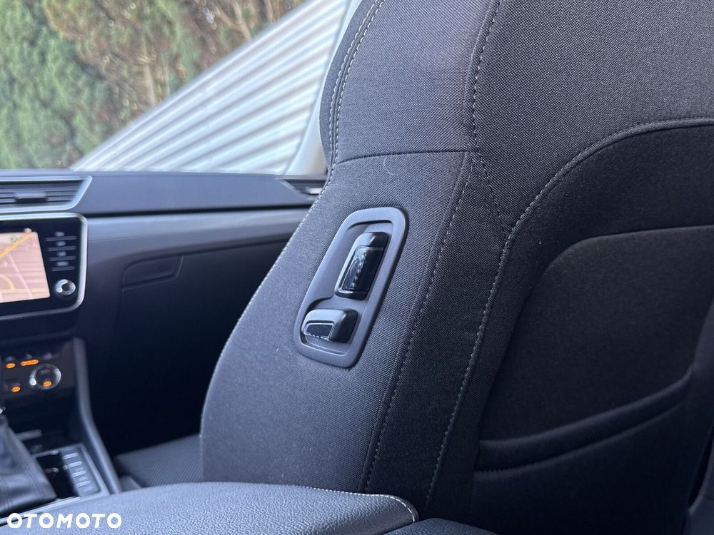Skoda Superb 1.4 TSI Plug-In Hybrid Style DSG - 17