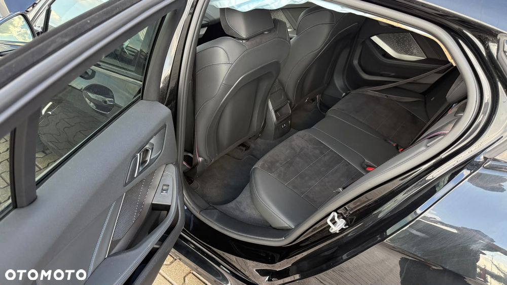 BMW Seria 1 120 - 12