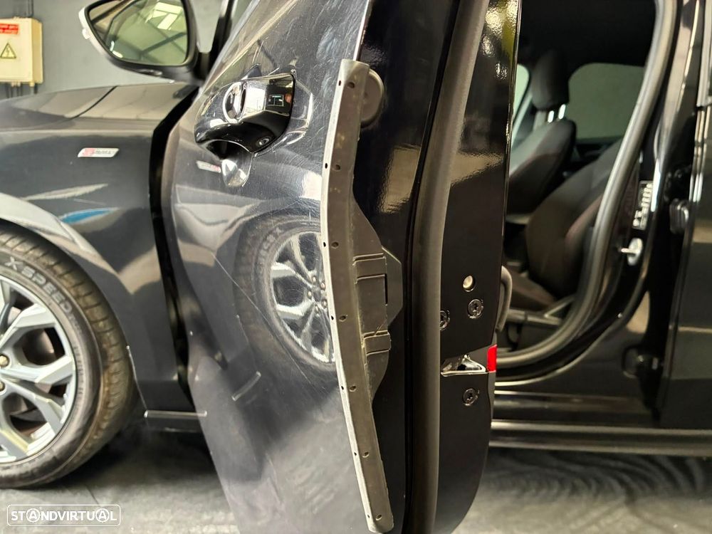 Ford Focus 1.0 EcoBoost MHEV ST-Line X - 16
