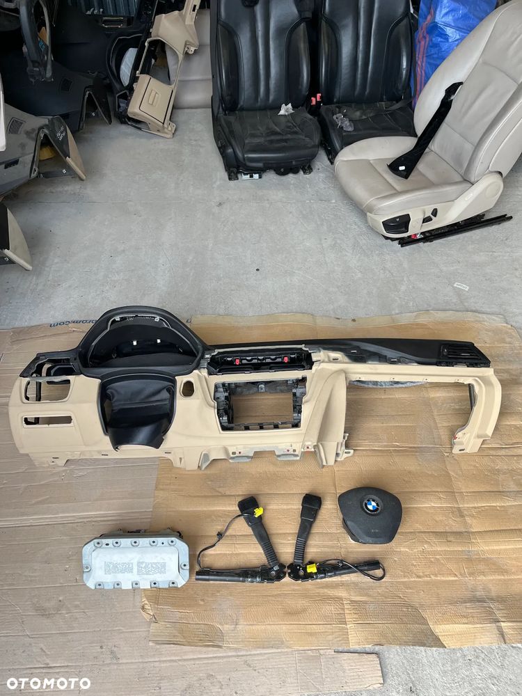 BMW 3 4 F30 F31 F32 F34 F36 DESKA ROZDZIELCZA KOKPIT KONSOLA HUD ARIBAG NAPINACZE ORYGINAŁ KOMPLET - 1