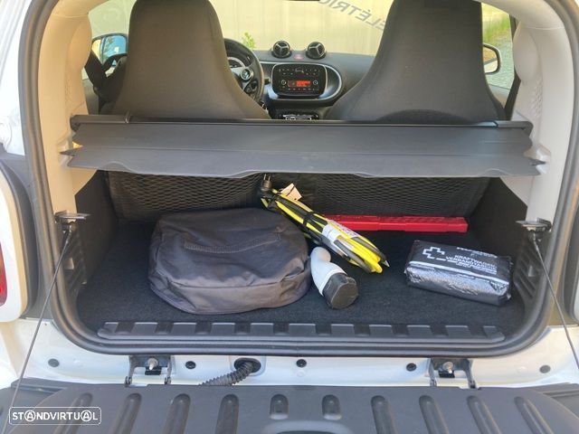 Smart ForTwo Coupé EQ passion - 29