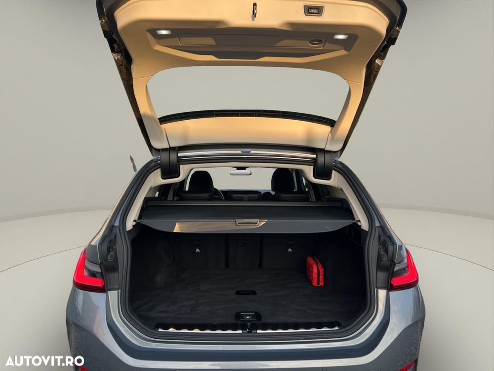 BMW Seria 3 318d AT MHEV - 38