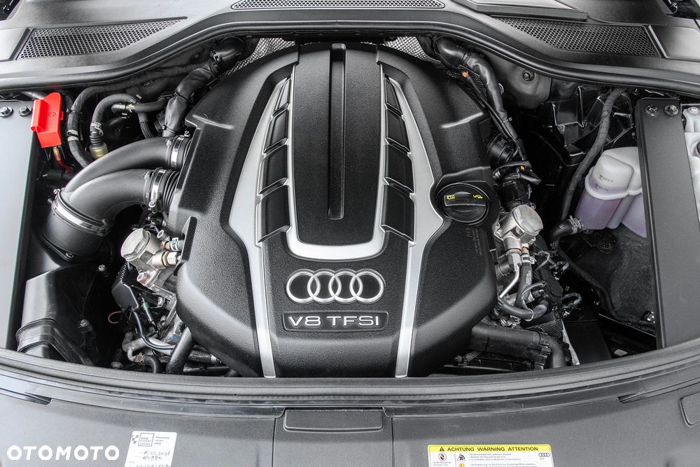 Audi A8 - 32