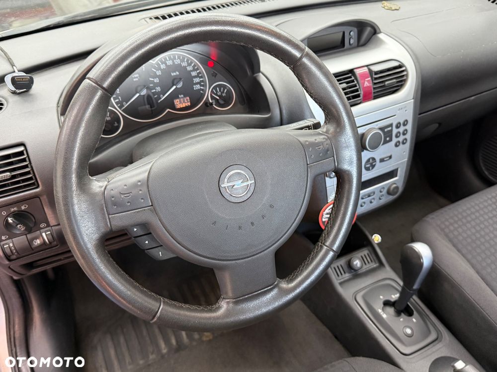 Opel Corsa 1.2 16V Cosmo EasyTronic - 8