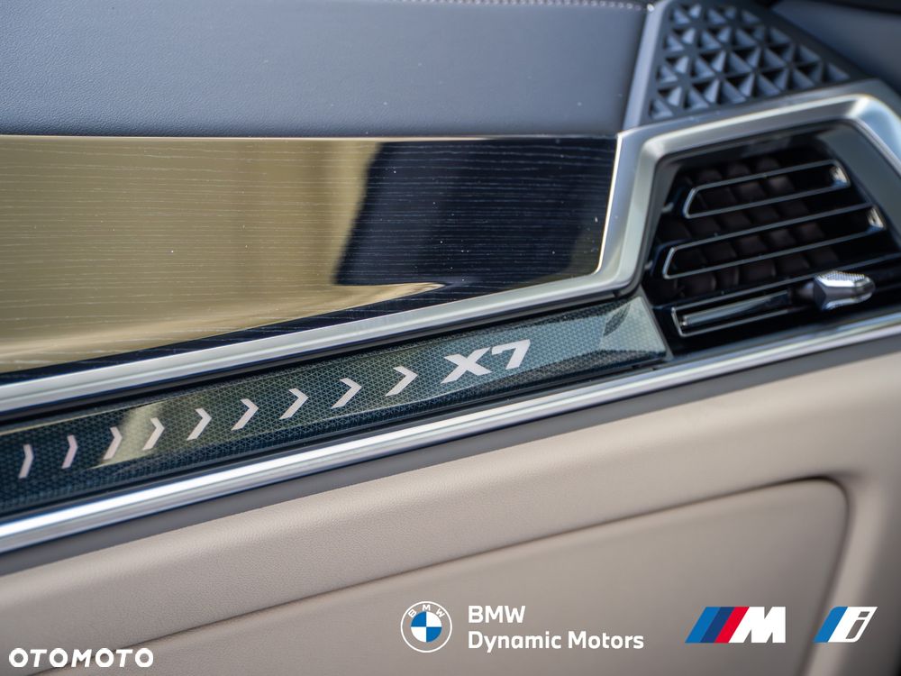 BMW X7 xDrive40d - 33
