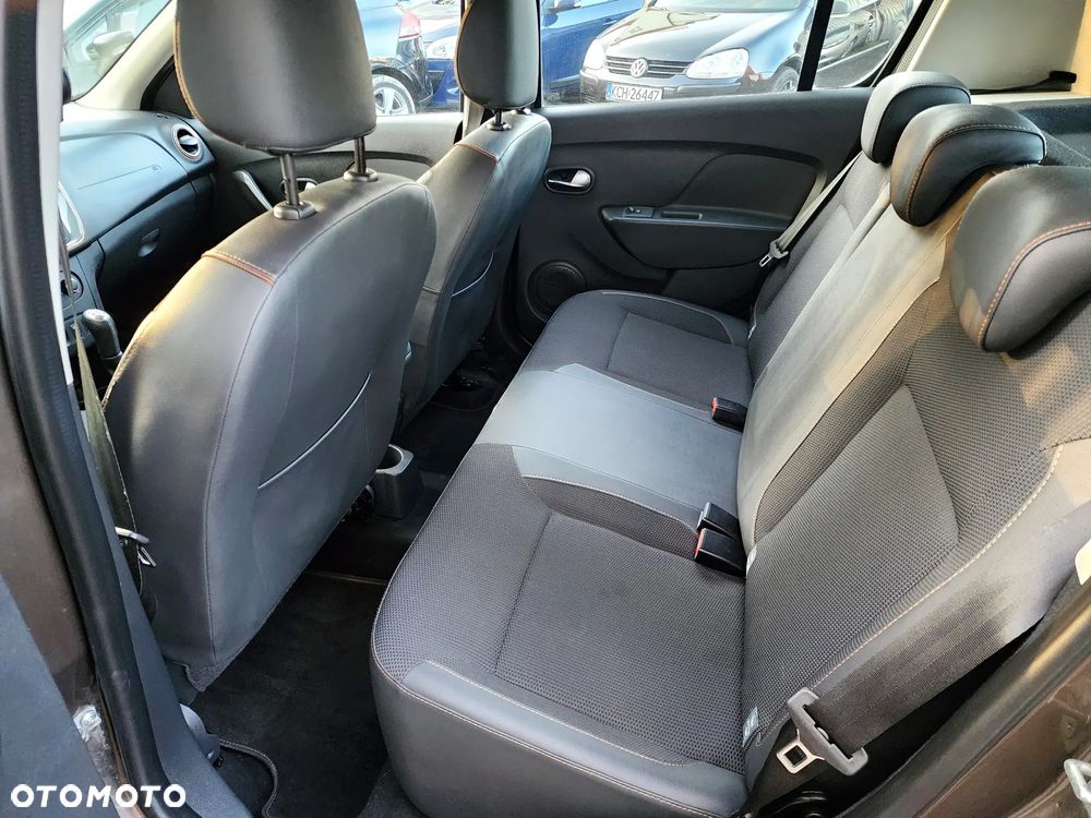 Dacia Sandero Stepway 0.9 TCe Ambiance S&S EU6 - 33
