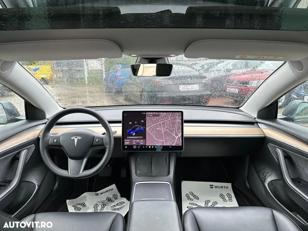 Tesla Model 3 AWD Long Range - 28