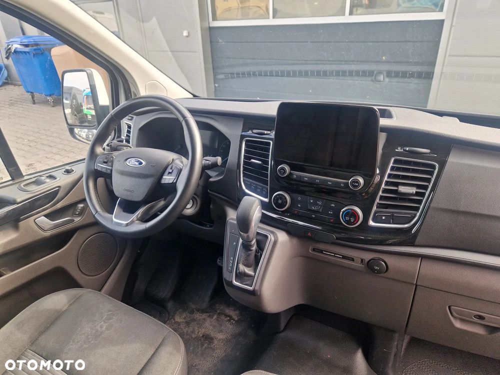 Ford Transit Custom L1H1 AUTOMAT TITANIUM PHEV FV23% - 16
