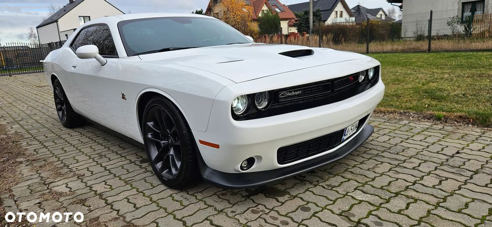 Dodge Challenger 6.4 Scat Pack - 9