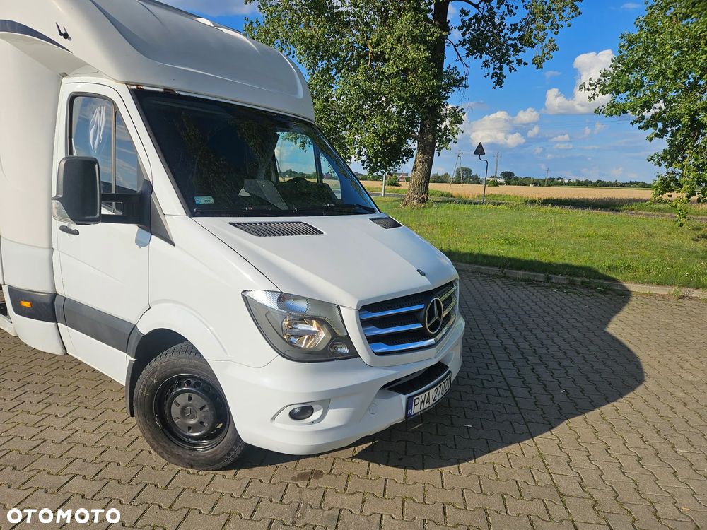 Mercedes-Benz Sprinter - 2