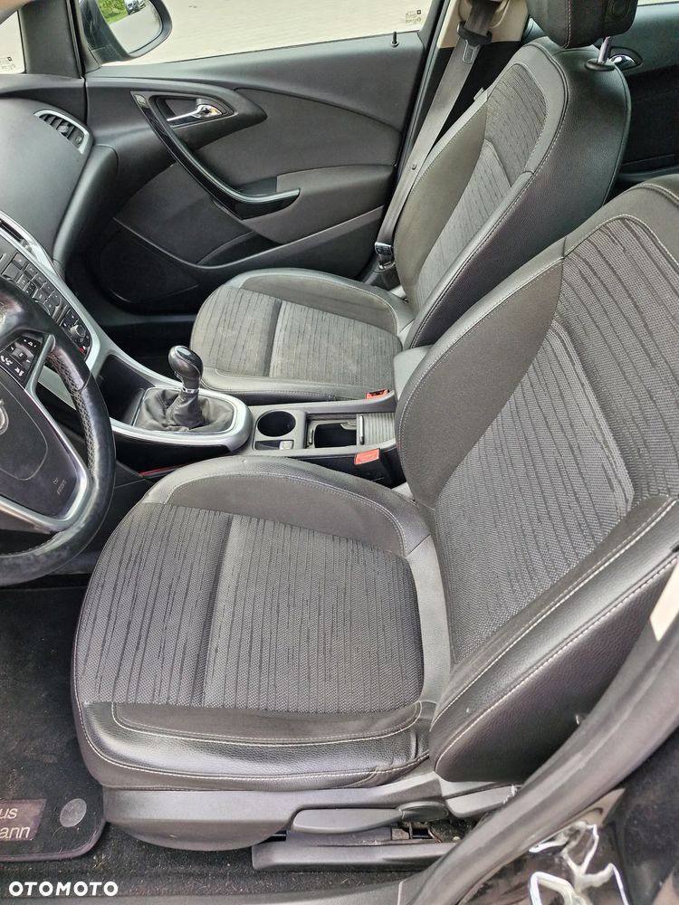 Opel Astra 1.4 T Sport EU6 - 16