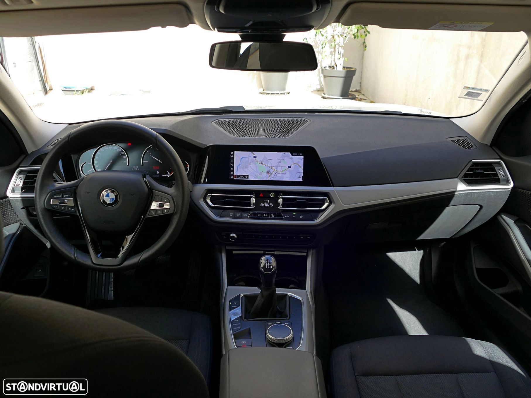 BMW 318 d Touring Corporate Edition - 9