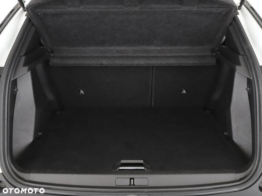 Peugeot 2008 PureTech 130 Allure Pack - 21